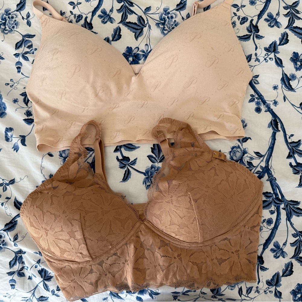 Victoria's Secret Cream and Brown Seamless Bras